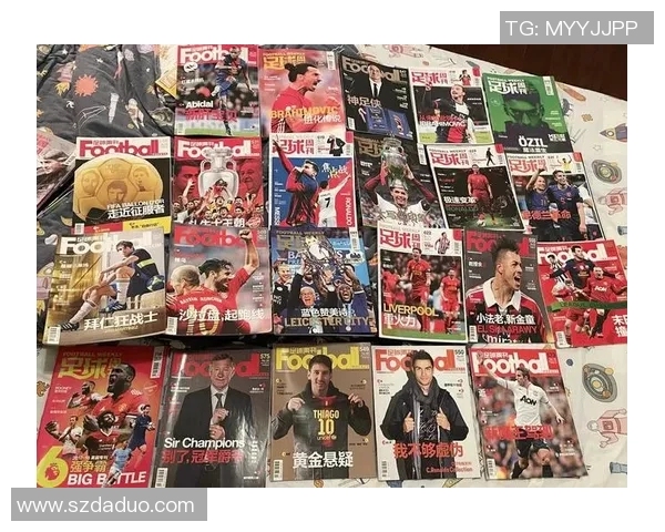 足球明星与粉丝亲密互动合照瞬间记录下美好回忆与激情时刻