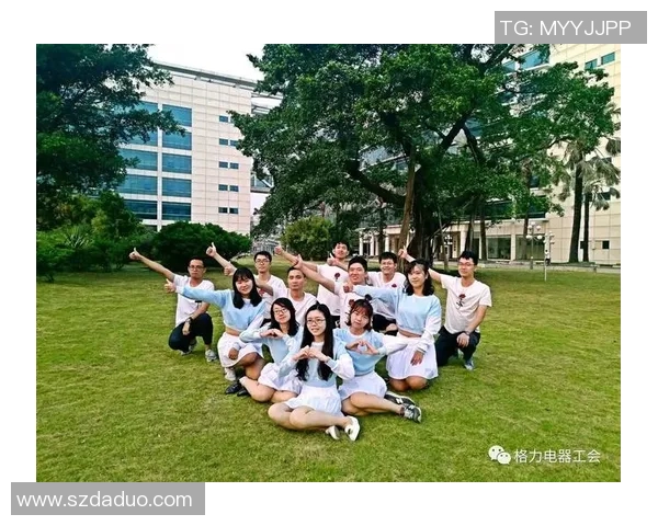 足球明星魅力无限女生纷纷追逐心动瞬间揭秘