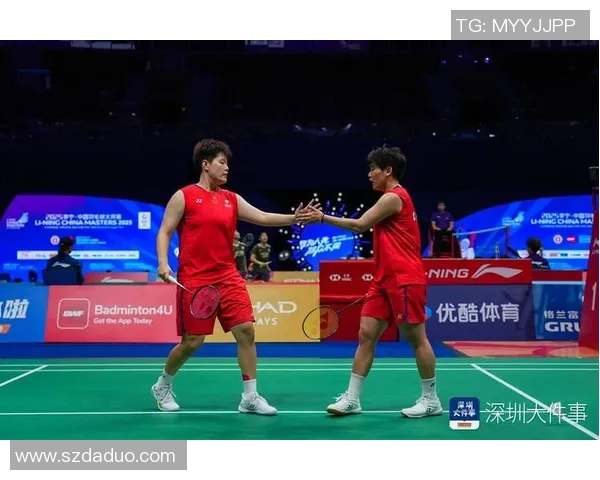 深圳羽毛球队在大师赛中的速度表现分析与点评 深圳羽毛球队在大师赛中的速度表现分析与点评